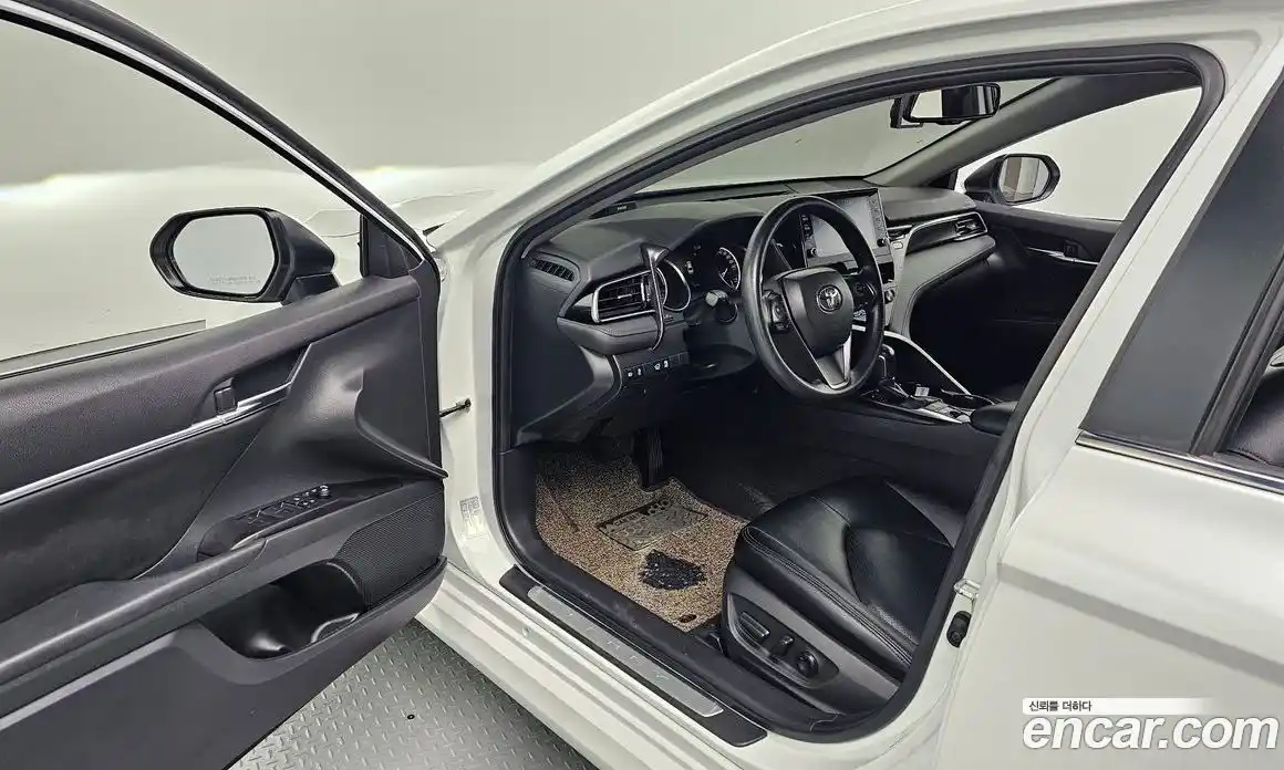 Toyota Camry 2022 2.5 Автомат в Москве № 199691, фото 8