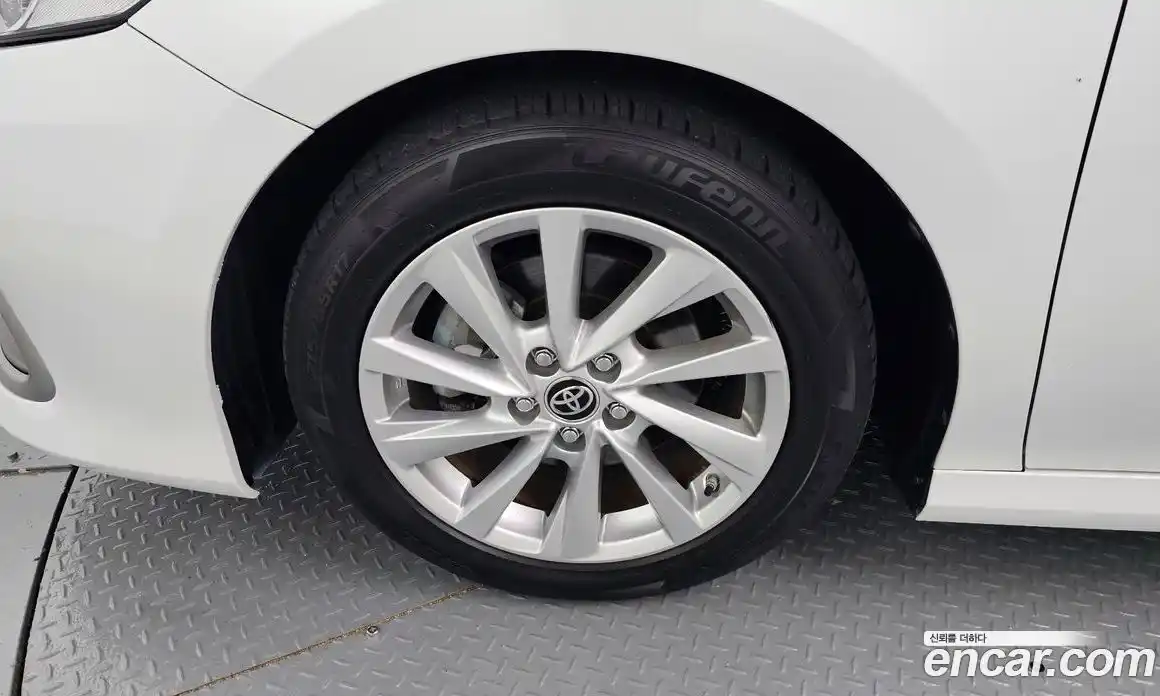 Toyota Camry 2022 2.5 Автомат в Москве № 199691, фото 9