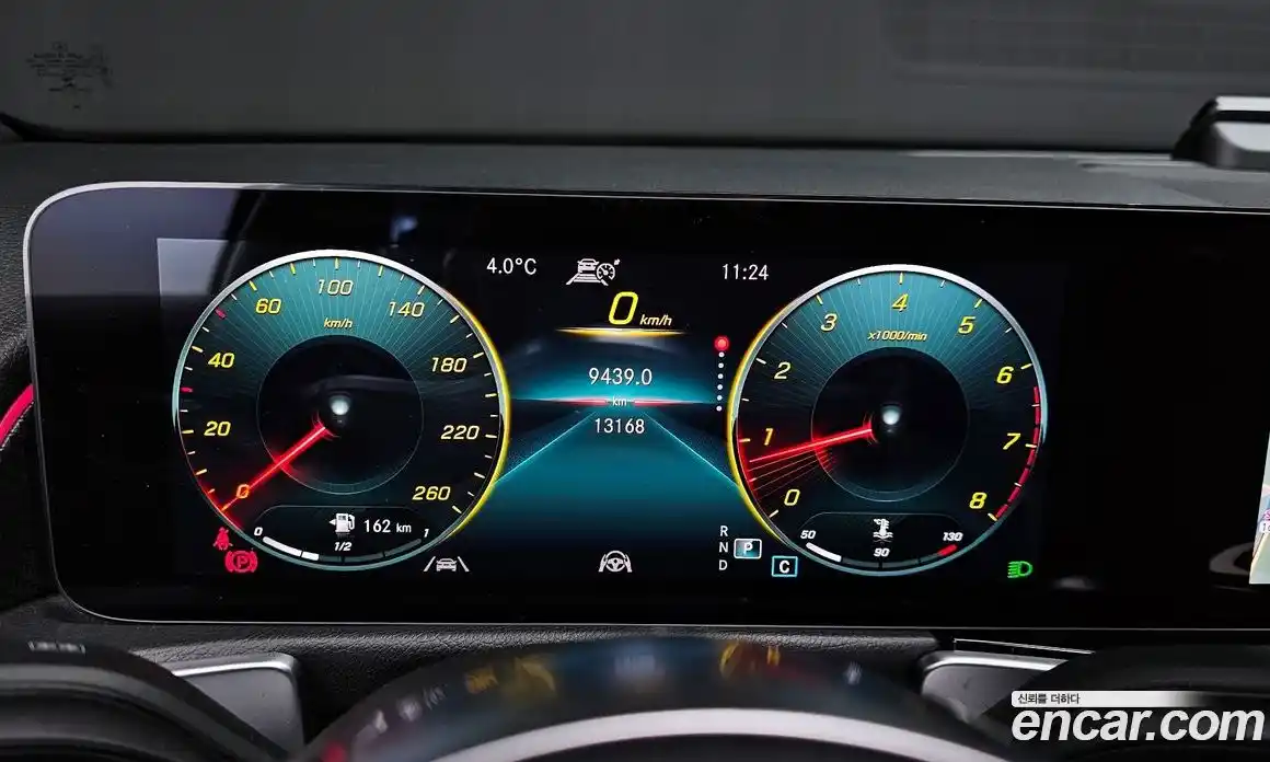 Mercedes-Benz GLB-Class 2022 2.0 Автомат в Москве № 201112, фото 13