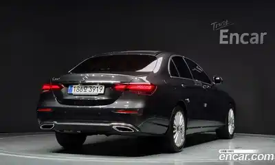 Mercedes-Benz E-Class, 2023