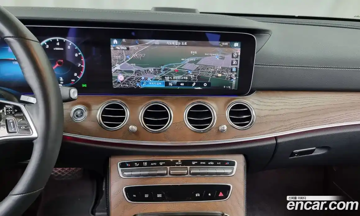 Mercedes-Benz E-Class 2023 2.0 Автомат в Москве № 202717, фото 14