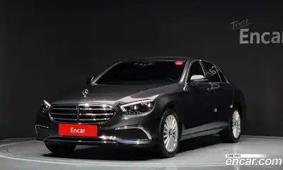 Mercedes-Benz E-Class 2023 2.0 Автомат в Москве № 202717, миниатюра 6