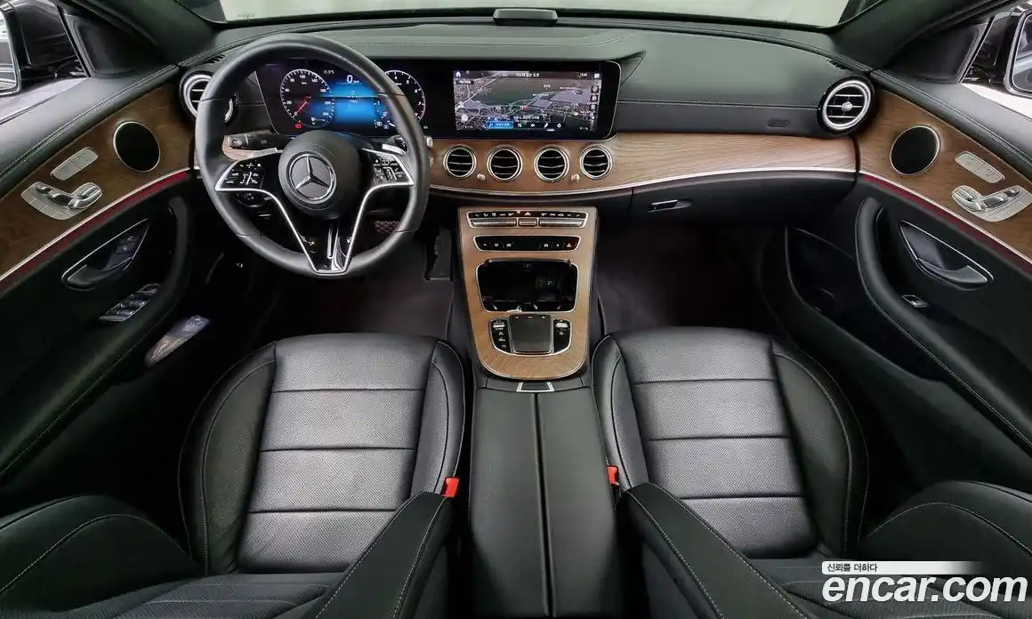 Mercedes-Benz E-Class 2023 2.0 Автомат в Москве № 202717, фото 7