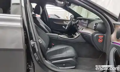 Mercedes-Benz E-Class 2023 2.0 Автомат в Москве № 202717, миниатюра 9