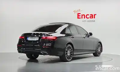 Mercedes-Benz E-Class, 2023