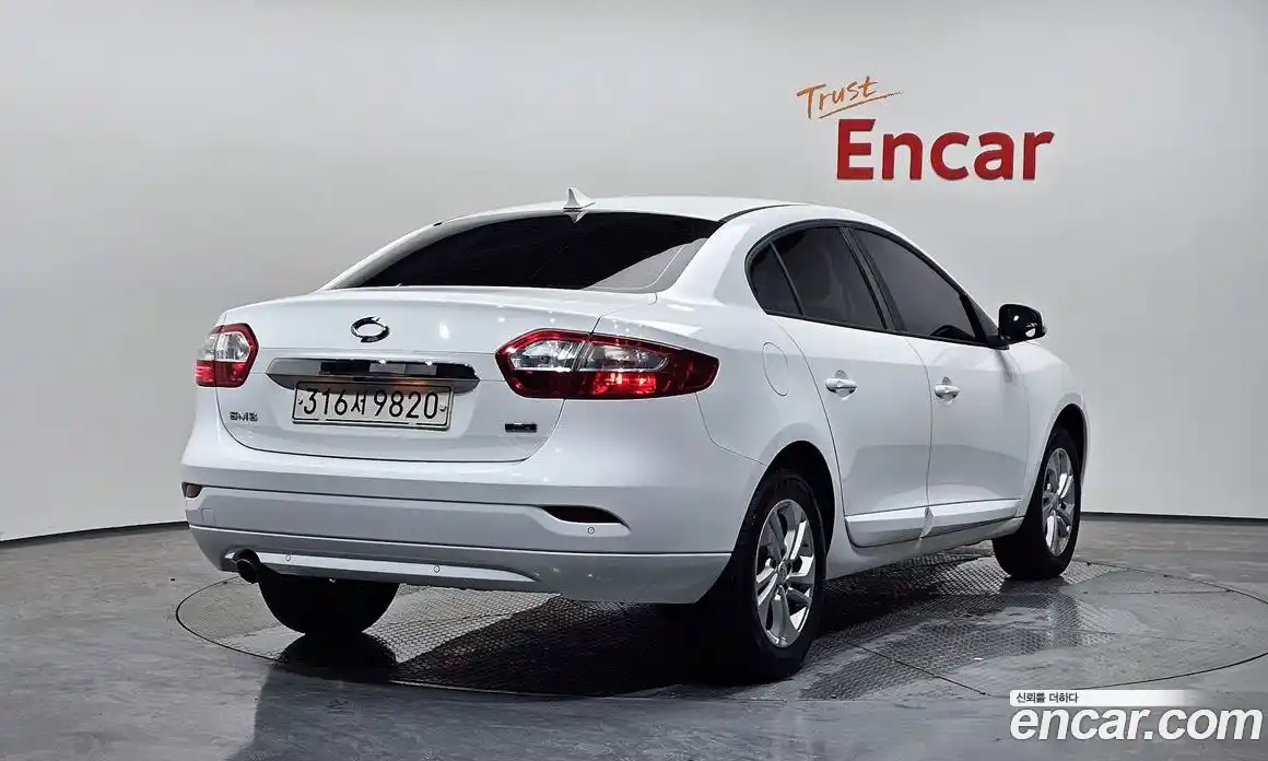 Renault SM3 2019 1.6 Автомат в Москве № 207536, фото 9