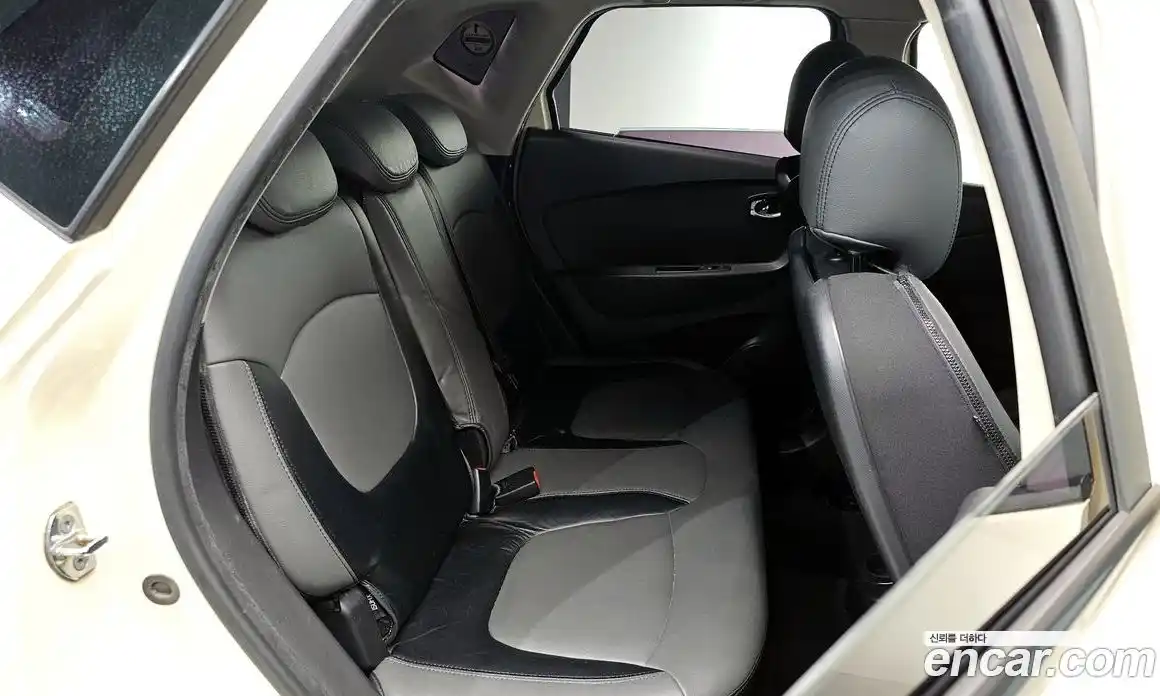 Renault QM3 2015 1.5 Автомат в Москве № 209524, фото 18