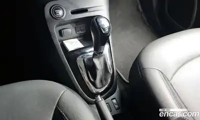 Renault QM3 2015 1.5 Автомат в Москве № 209524, миниатюра 2