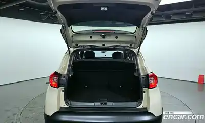 Renault QM3 2015 1.5 Автомат в Москве № 209524, миниатюра 3