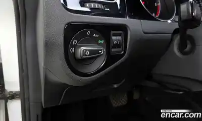 Volkswagen Golf 2013 1.6 Автомат в Москве № 210195, миниатюра 3