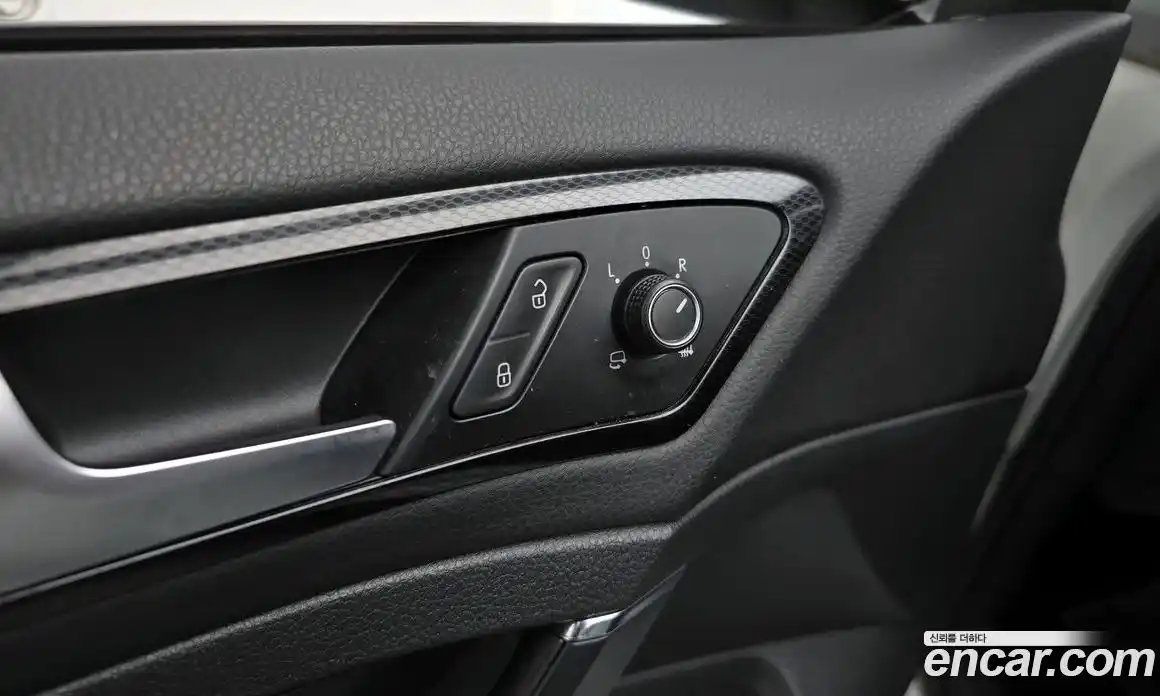 Volkswagen Golf 2013 1.6 Автомат в Москве № 210195, фото 4