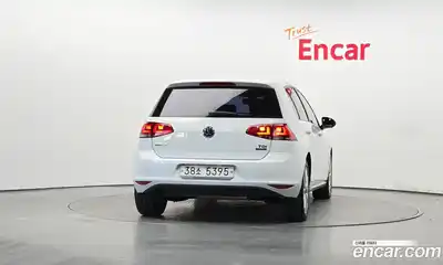 Volkswagen Golf 2013 1.6 Автомат в Москве № 210195, миниатюра 5