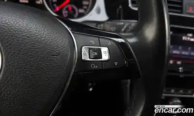 Volkswagen Golf 2013 1.6 Автомат в Москве № 210195, миниатюра 9