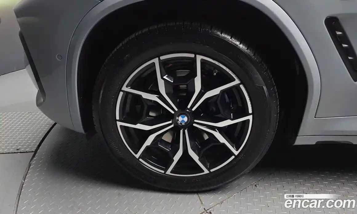 BMW X3 2023 2.0 Автомат в Москве № 211051, фото 4