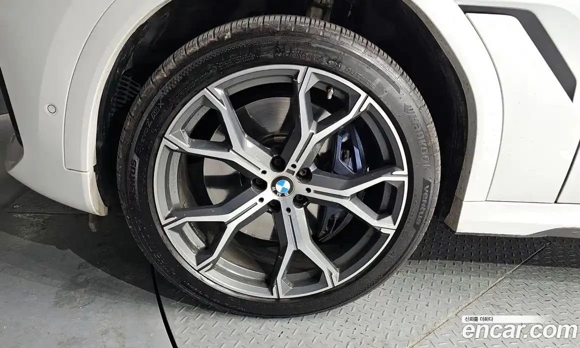 BMW X6 2020 3.0 Автомат в Москве № 211582, фото 20