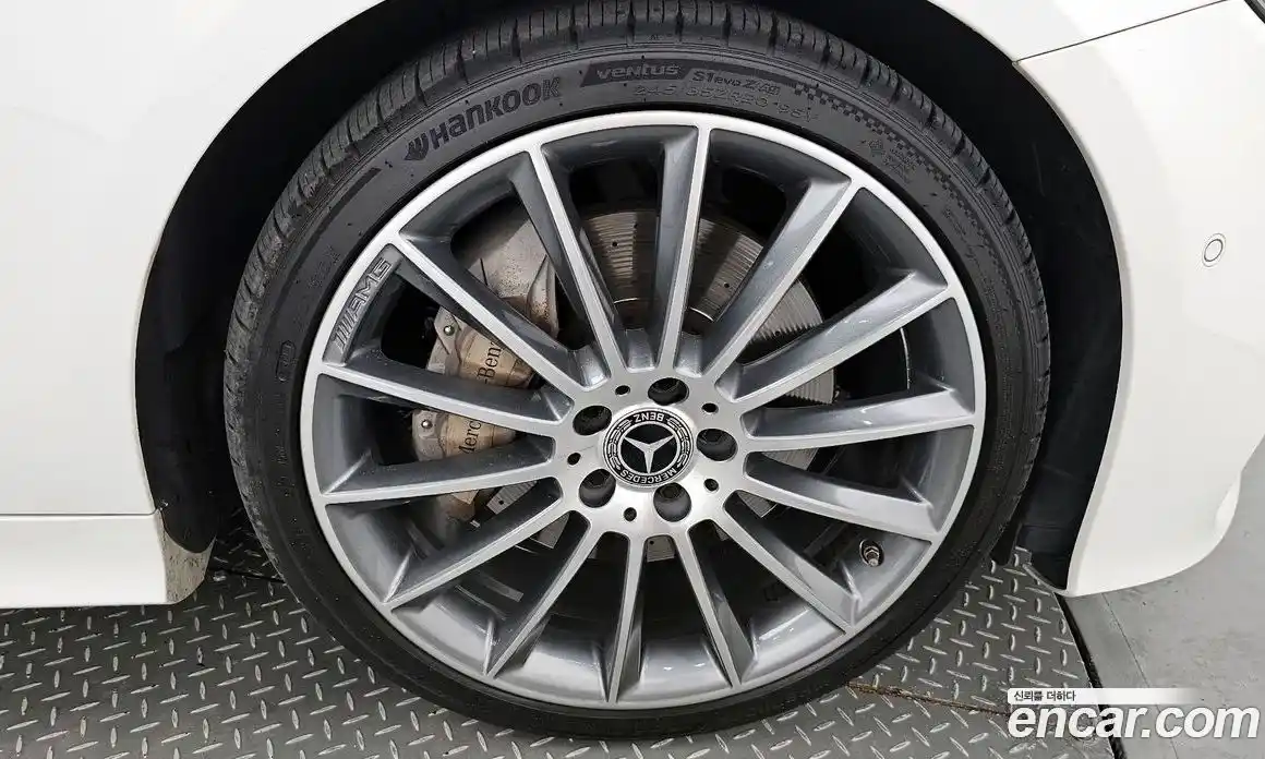 Mercedes-Benz E-Class 2019 3.0 Автомат в Москве № 211910, фото 4