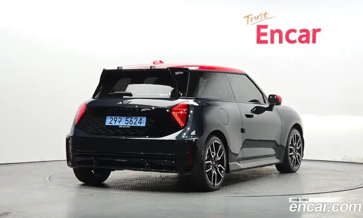 Mini Cooper 2025 0.1 Автомат в Москве № 214003, фото 12