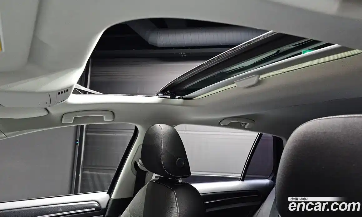 Volkswagen Golf 2015 2.0 Автомат в Москве № 215211, фото 12