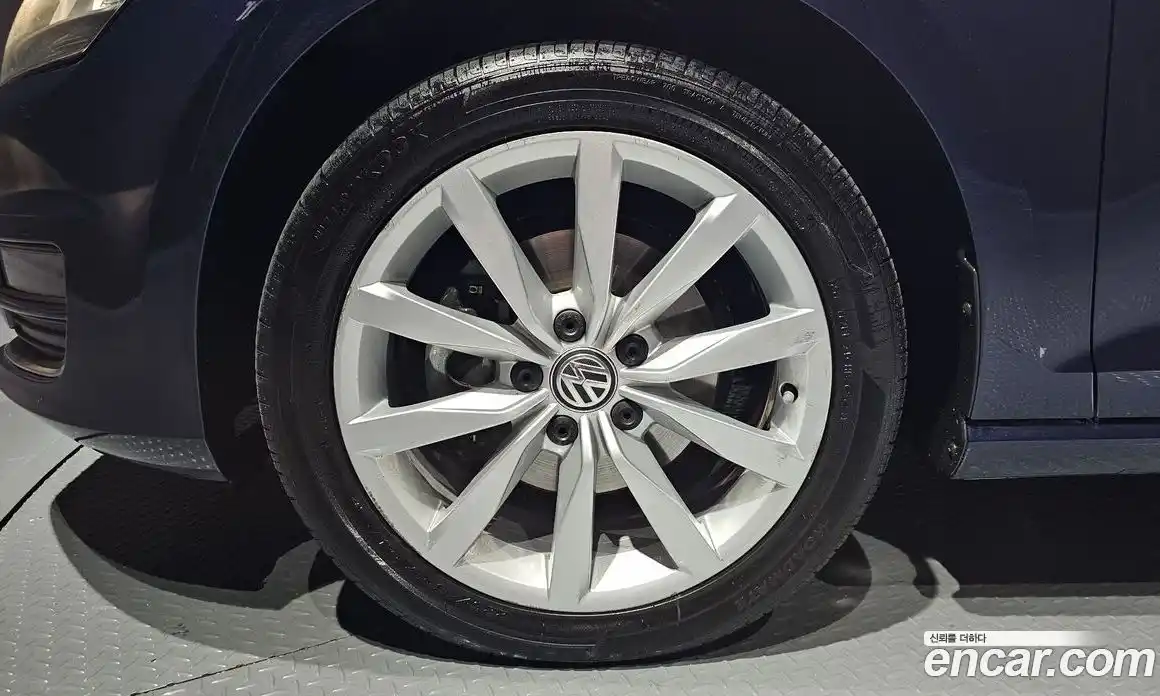 Volkswagen Golf 2015 2.0 Автомат в Москве № 215211, фото 9