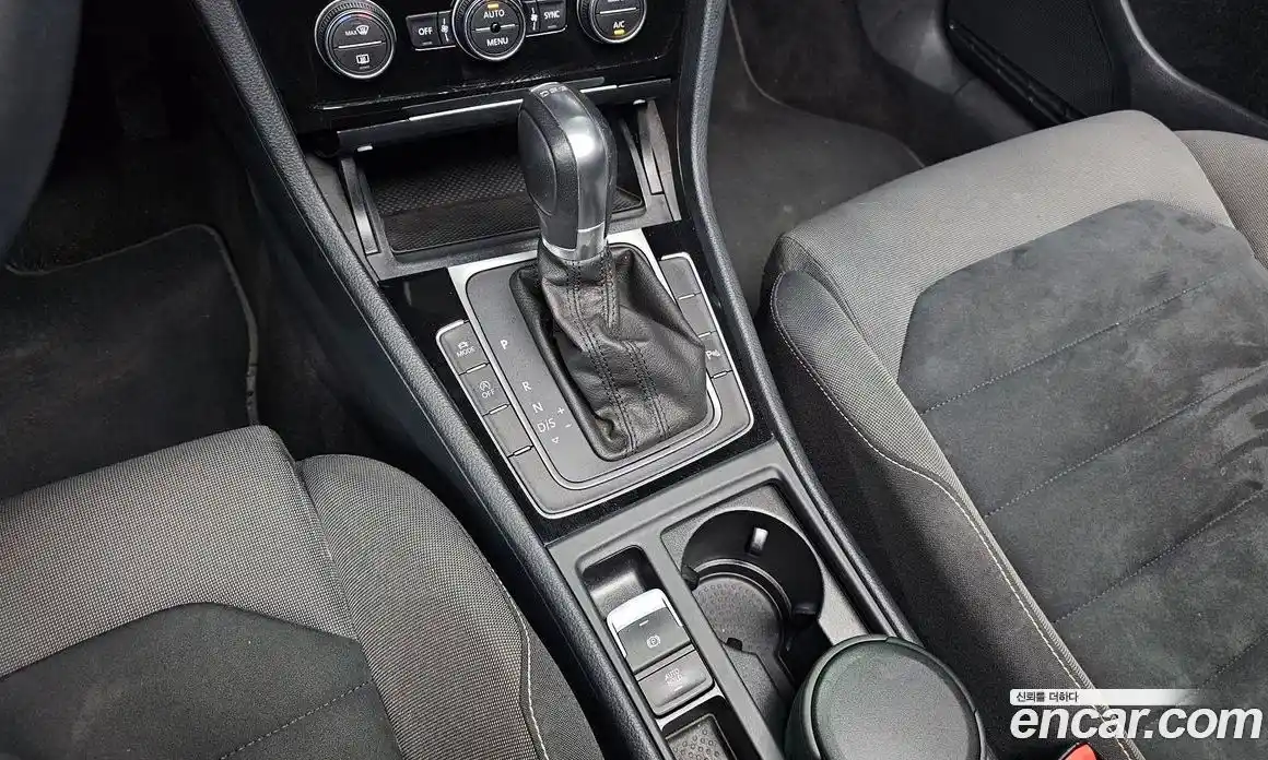 Volkswagen Golf 2015 2.0 Автомат в Москве № 215211, фото 10