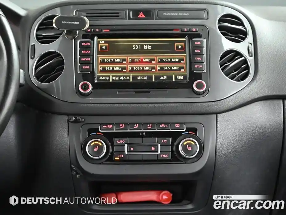 Volkswagen Tiguan 2014 2.0 Автомат в Москве № 226576, фото 14