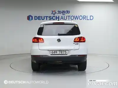 Volkswagen Tiguan 2014 2.0 Автомат в Москве № 226576, миниатюра 4