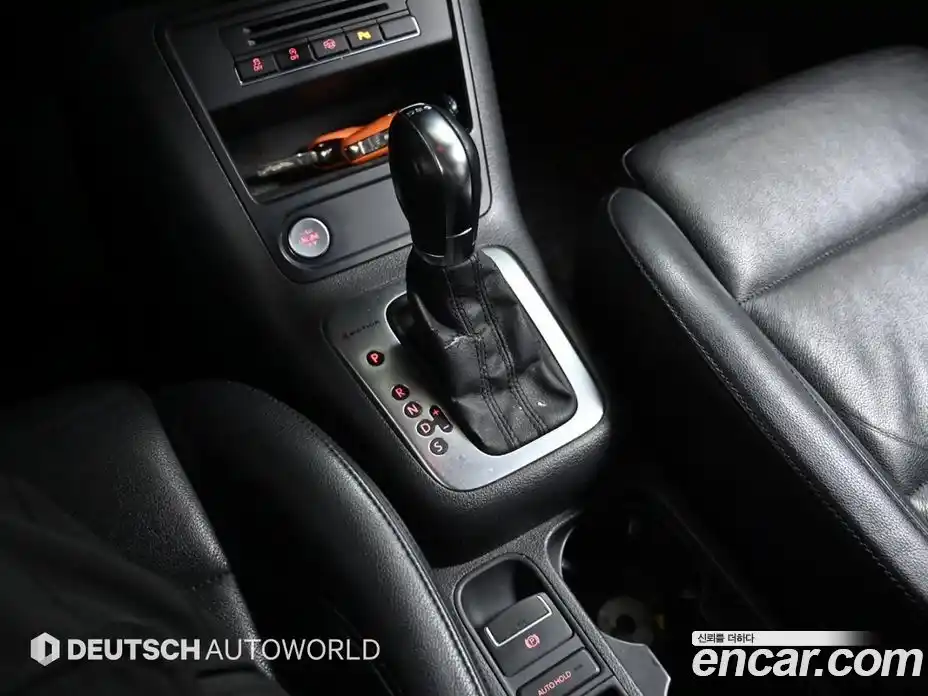 Volkswagen Tiguan 2014 2.0 Автомат в Москве № 226576, фото 9