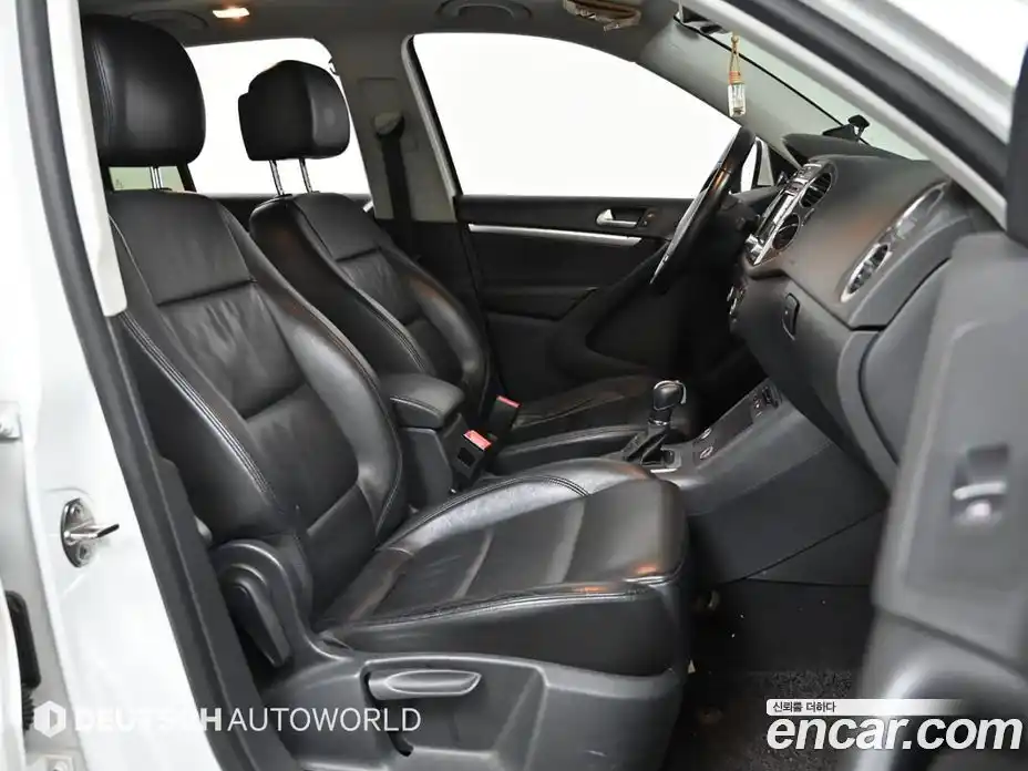 Volkswagen Tiguan 2014 2.0 Автомат в Москве № 226576, фото 10