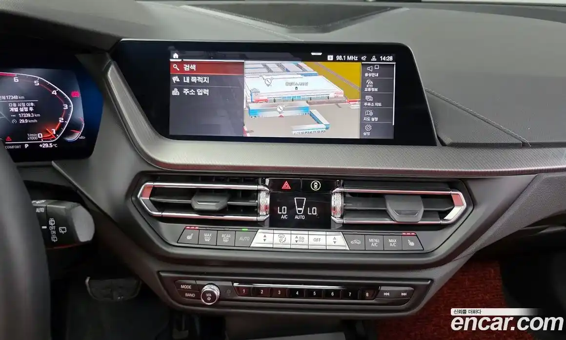 BMW 1-Series 2024 2.0 Автомат в Москве № 228026, фото 11