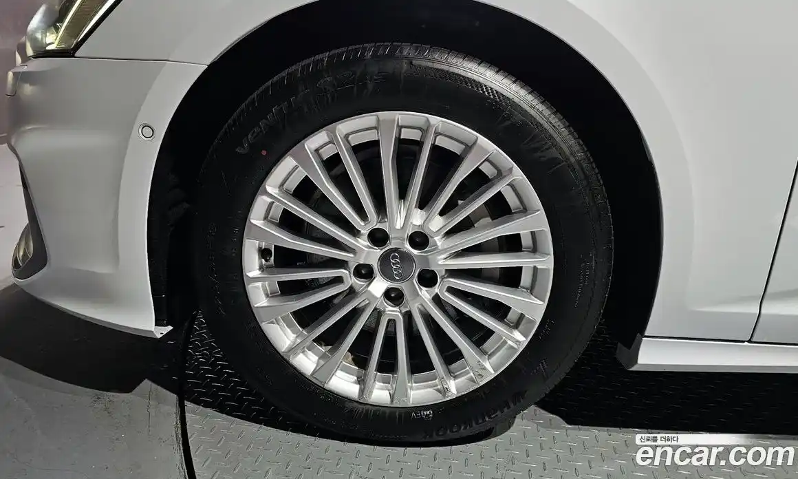 Audi A6 2021 2.0 Автомат в Москве № 229935, фото 11