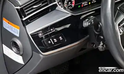Audi A8, 2021