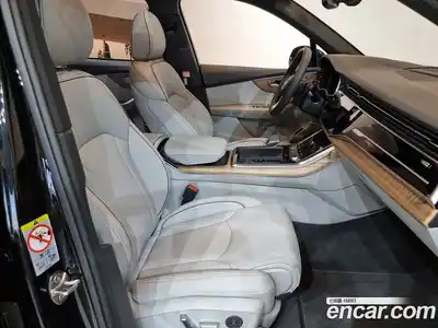 Audi Q7 2025 3.0 Автомат в Москве № 230253, миниатюра 10