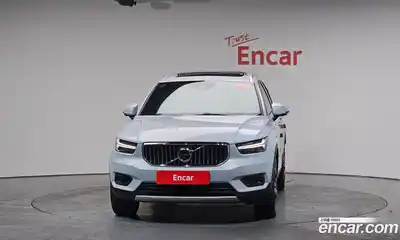 Volvo XC40 2022 2.0 Автомат в Москве № 230369, миниатюра 2