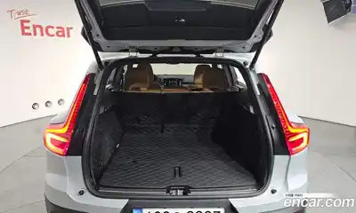 Volvo XC40 2022 2.0 Автомат в Москве № 230369, миниатюра 9