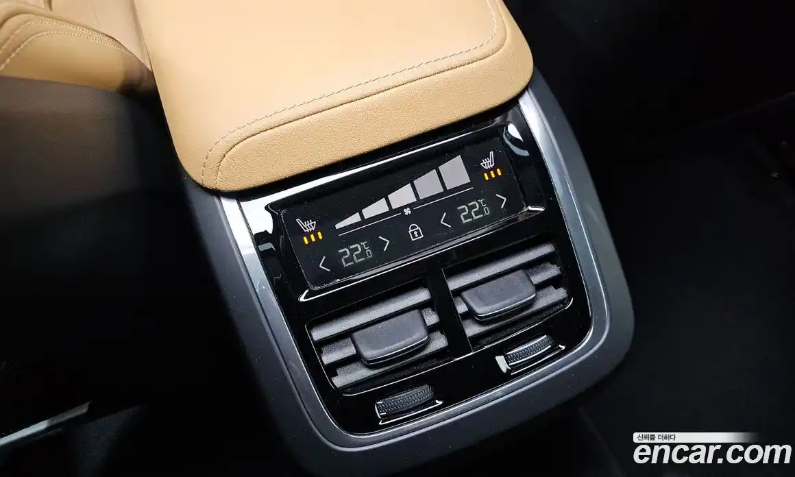 Volvo S60 2023 2.0 Автомат в Москве № 230412, фото 5