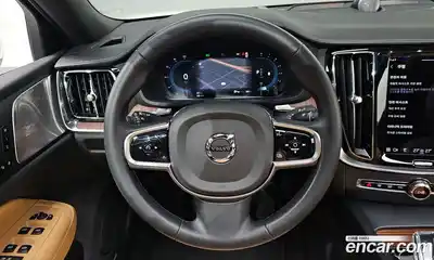 Volvo S60 2023 2.0 Автомат в Москве № 230412, миниатюра 9