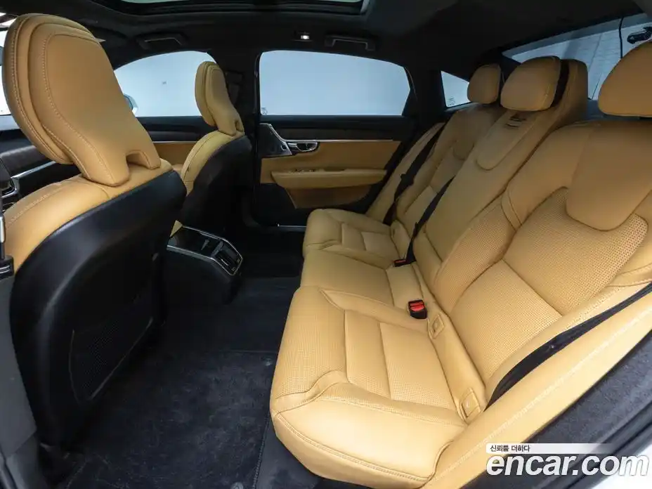 Volvo S90 2024 2.0 Автомат в Москве № 230860, фото 11