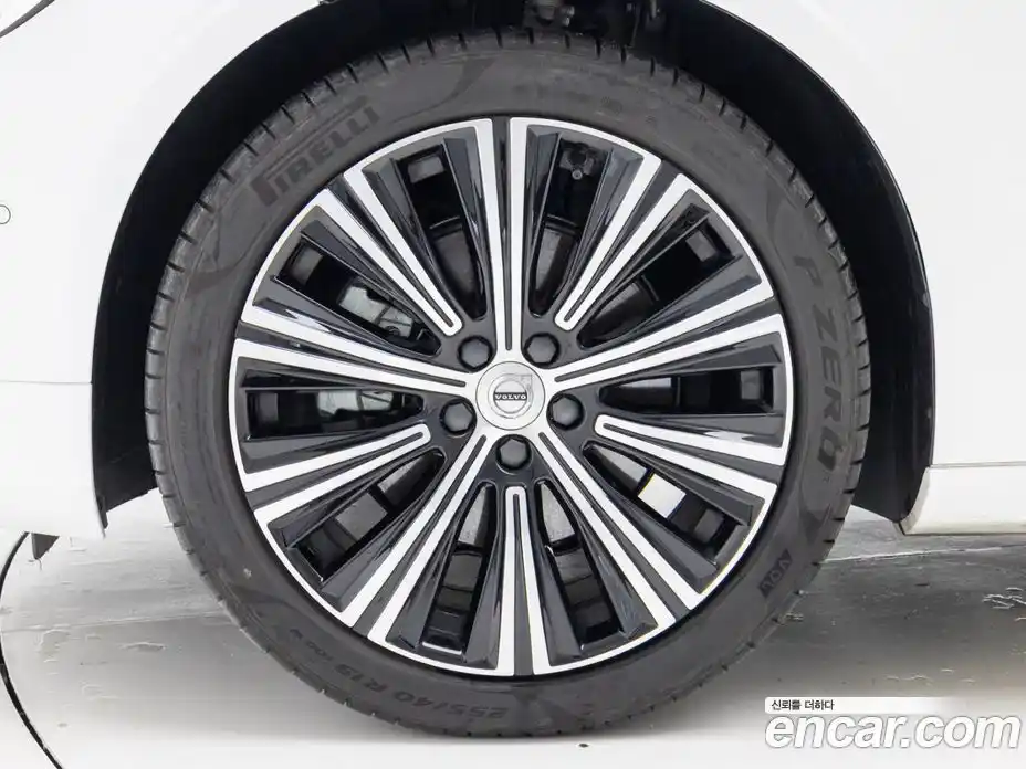 Volvo S90 2024 2.0 Автомат в Москве № 230860, фото 5