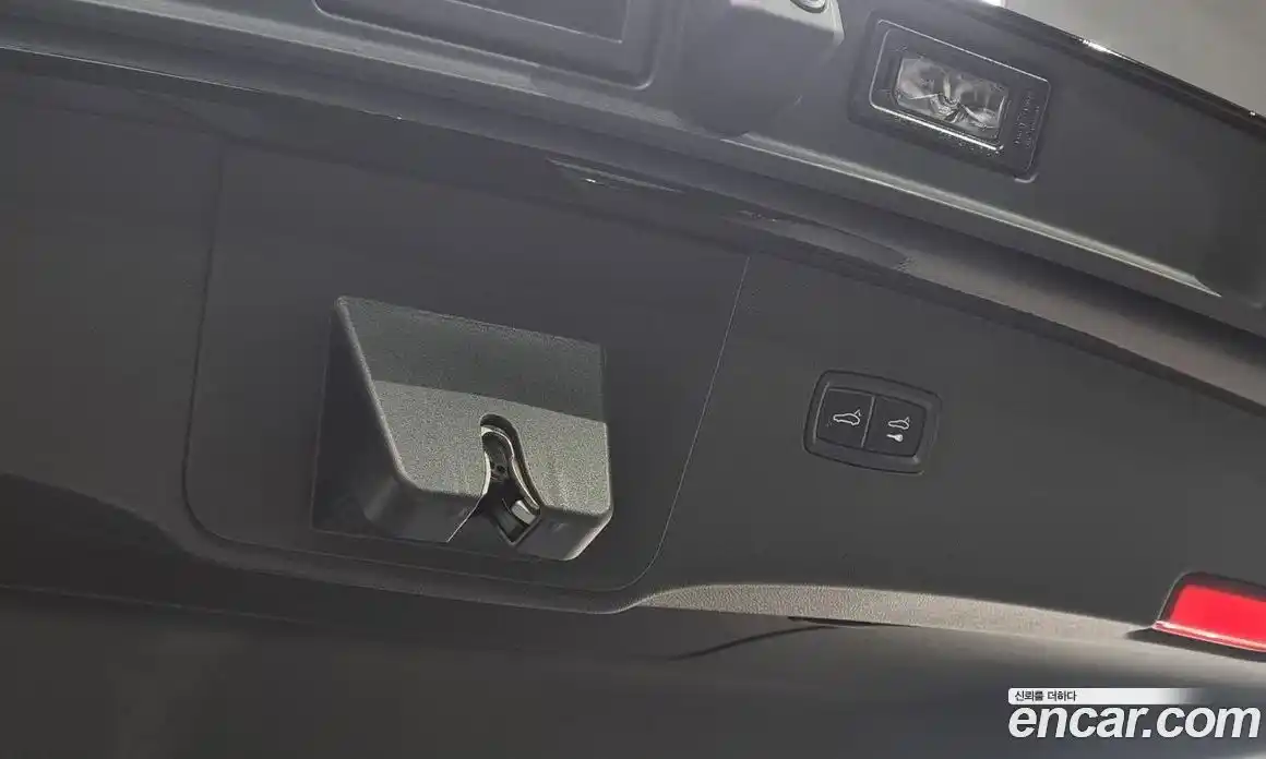 Porsche Cayenne 2023 3.0 Автомат в Москве № 230955, фото 18