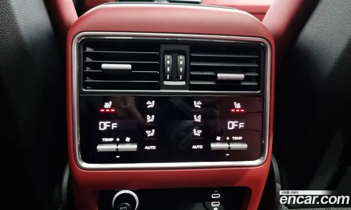 Porsche Cayenne 2023 3.0 Автомат в Москве № 230955, фото 3