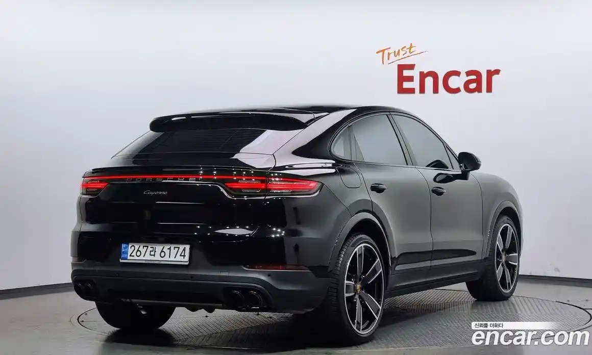 Porsche Cayenne 2023 3.0 Автомат в Москве № 230955, фото 8