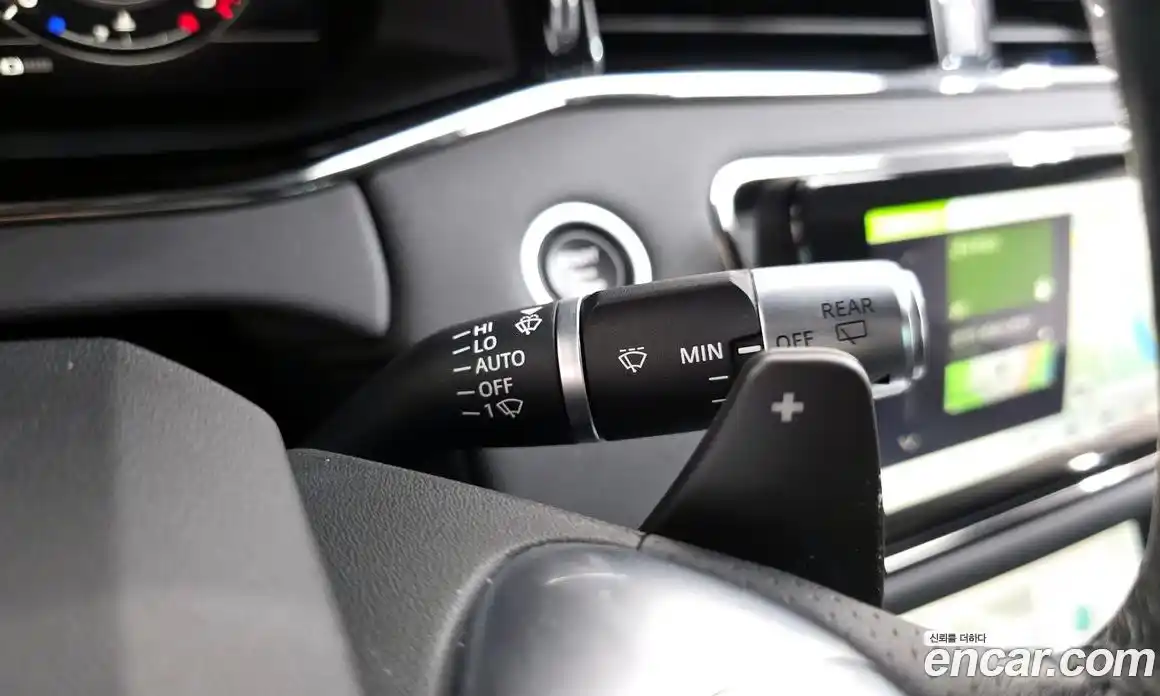 Land Rover Range-Rover Evoque 2020 2.0 Автомат в Москве № 231297, фото 13