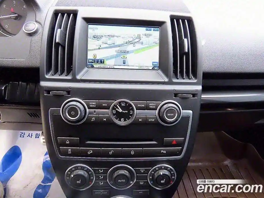 Land Rover Freelander 2015 2.2 Автомат в Москве № 231351, фото 12