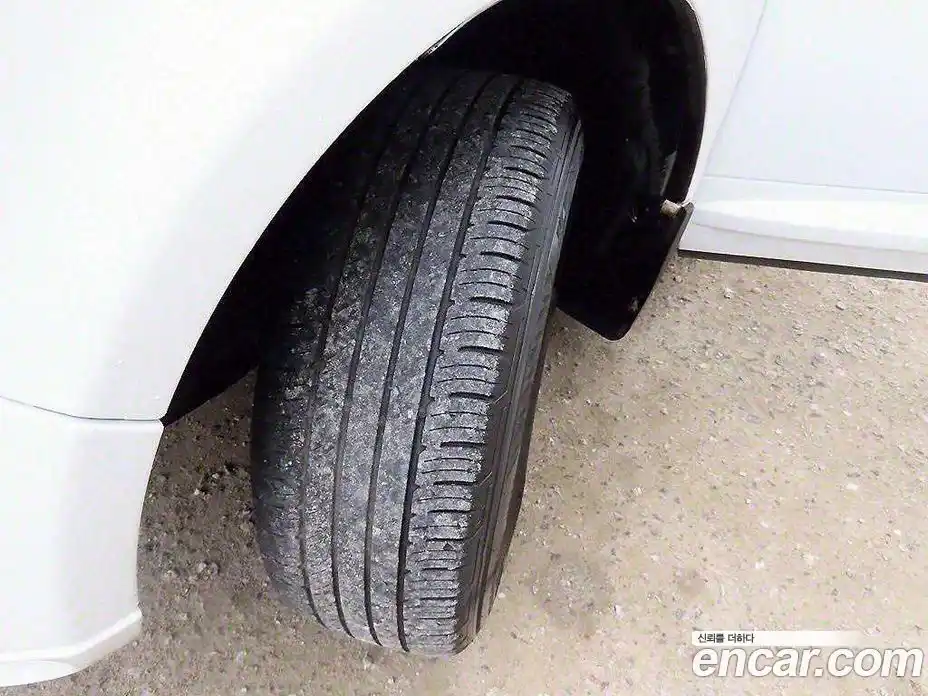 Land Rover Freelander 2015 2.2 Автомат в Москве № 231351, фото 19