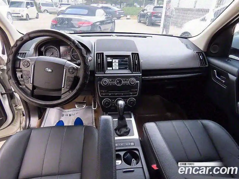 Land Rover Freelander 2015 2.2 Автомат в Москве № 231351, фото 7