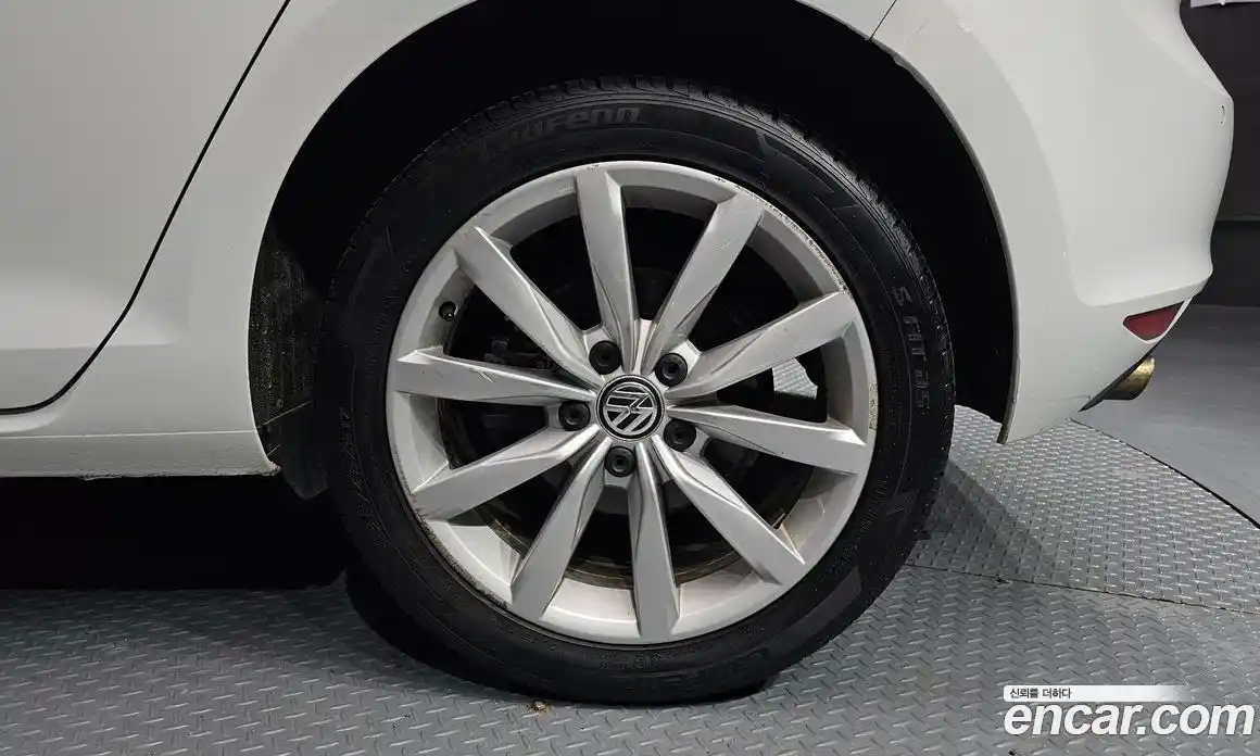 Volkswagen Golf 2014 2.0 Автомат в Москве № 232244, фото 6