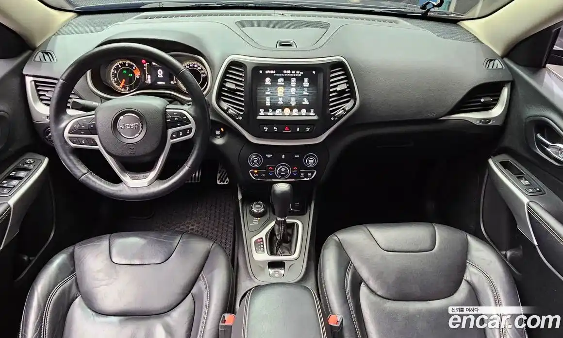 Jeep Cherokee 2018 2.4 Автомат в Москве № 232455, фото 7