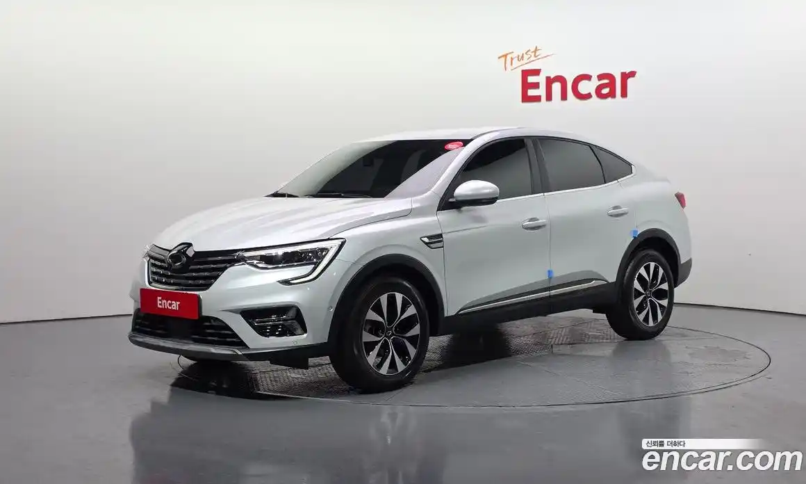 Renault XM3 2023 1.6 Автомат в Москве № 241623, фото 1