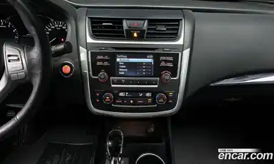 Nissan Altima, 2017