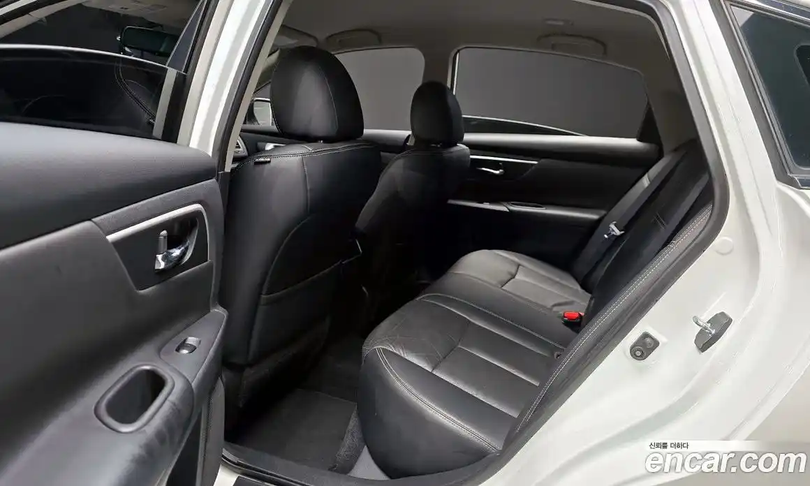 Nissan Altima 2017 2.5 Автомат в Москве № 241988, фото 15